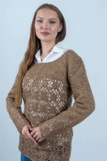 Almendra Kazak